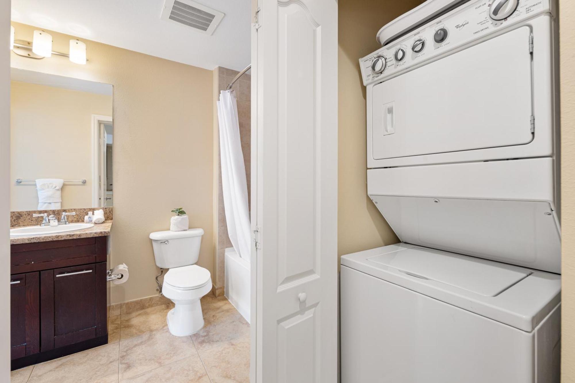 Dharma Home Suites South Miami At Red Road Commons ภายนอก รูปภาพ